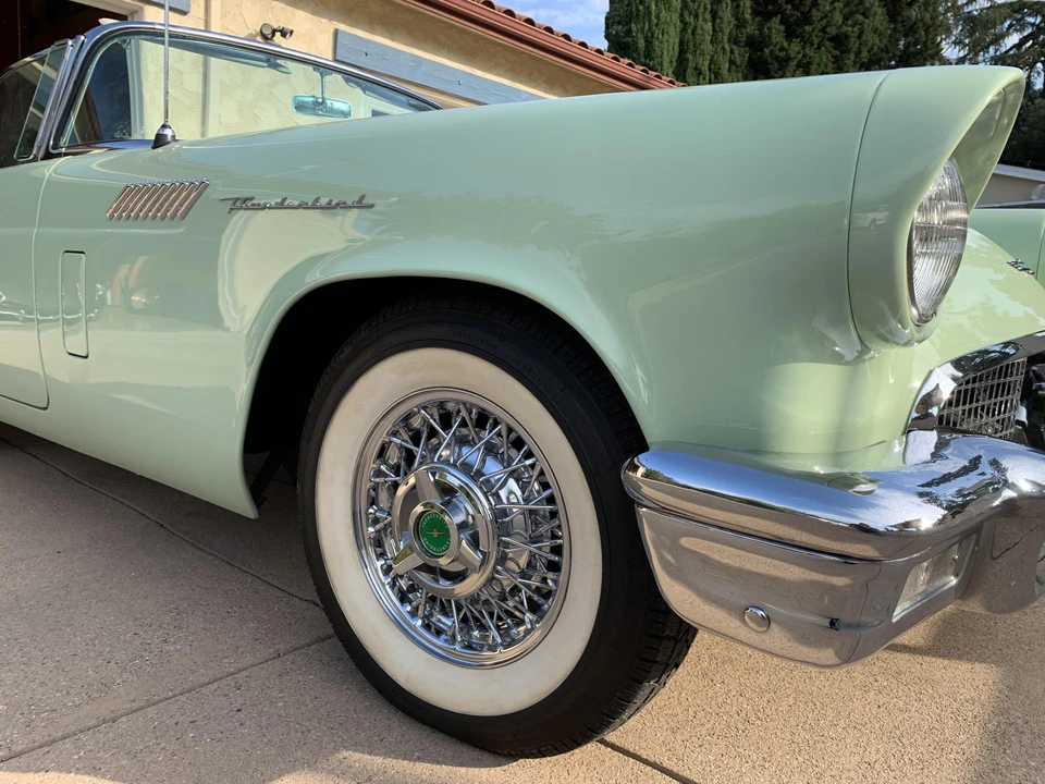 1957 Ford Thunderbird 1st Gen - Image 13 of 31