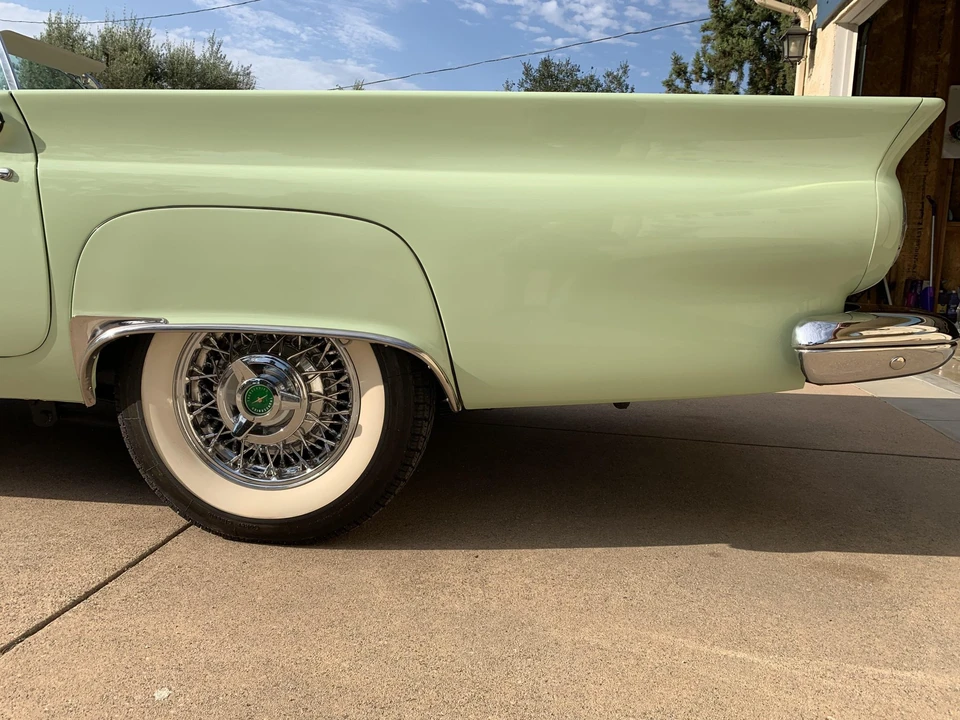 1957 Ford Thunderbird 1st Gen - Image 18 of 31