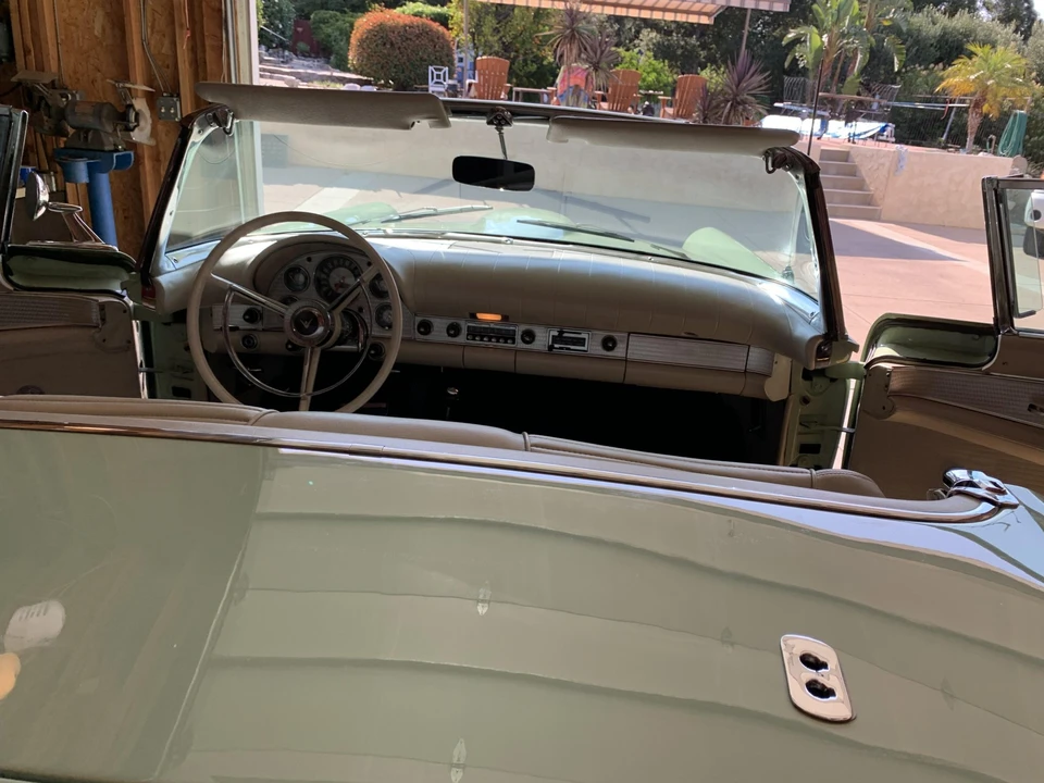 1957 Ford Thunderbird 1st Gen - Image 24 of 31