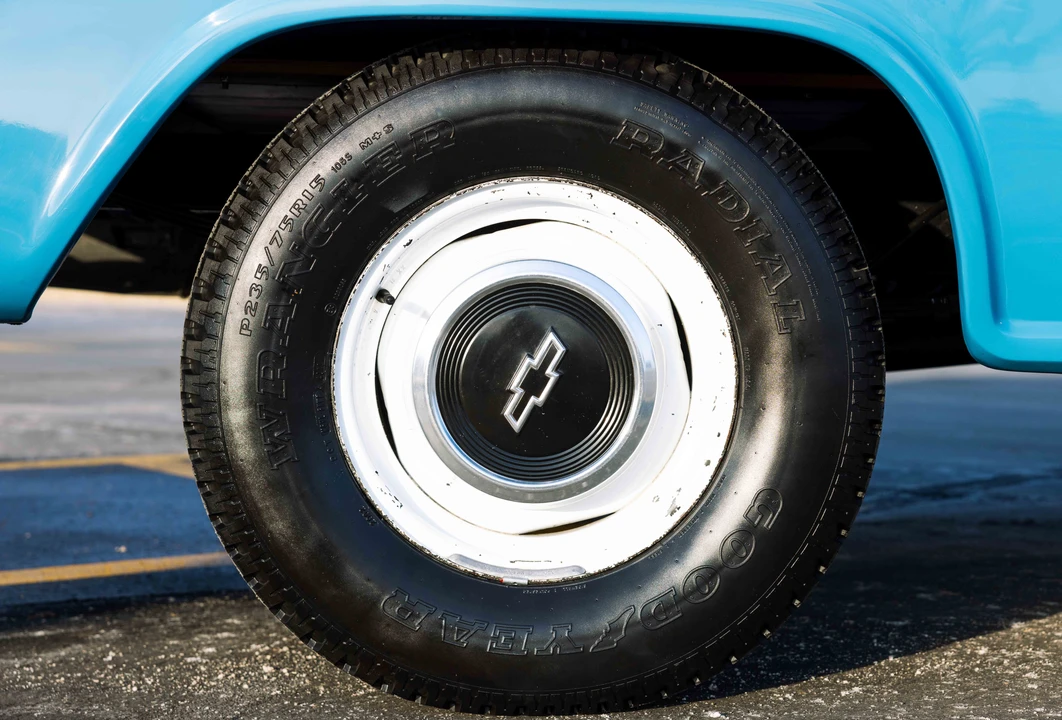 1959 Chevrolet Task Force - Image 16 of 31