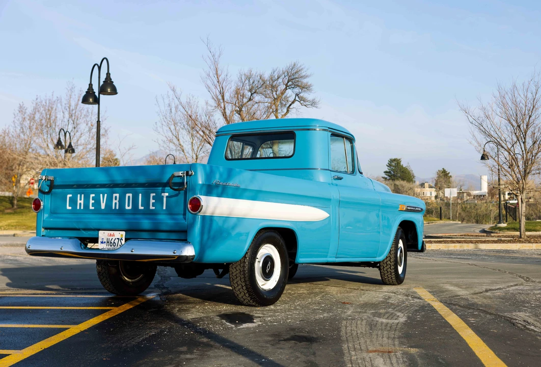 1959 Chevrolet Task Force - Image 8 of 31