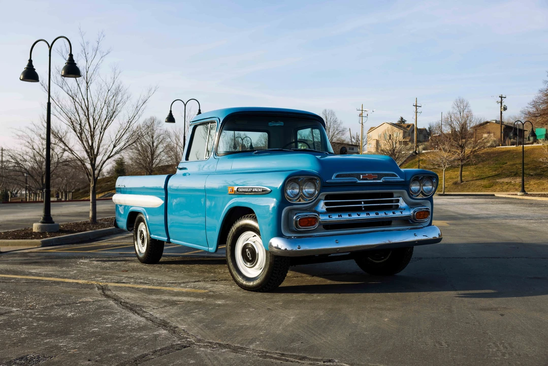 1959 Chevrolet Task Force - Image 10 of 31