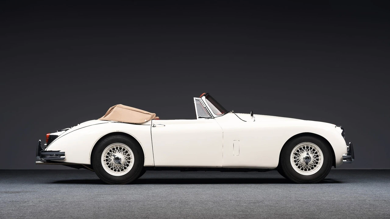 1960 Jaguar XK150 DHC Drophead - Image 9 of 31