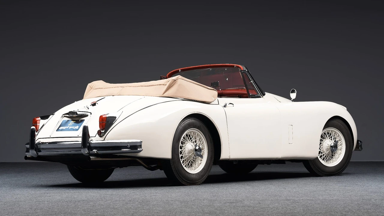 1960 Jaguar XK150 DHC Drophead - Image 11 of 31