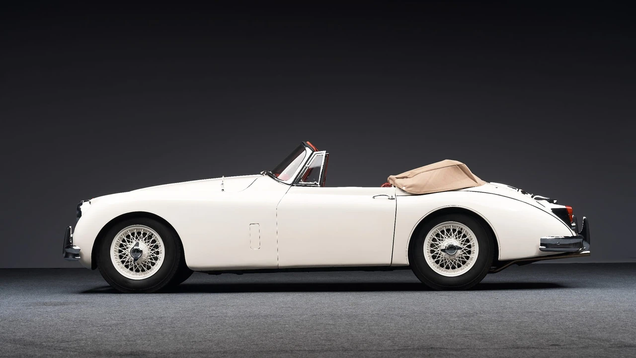 1960 Jaguar XK150 DHC Drophead - Image 18 of 31
