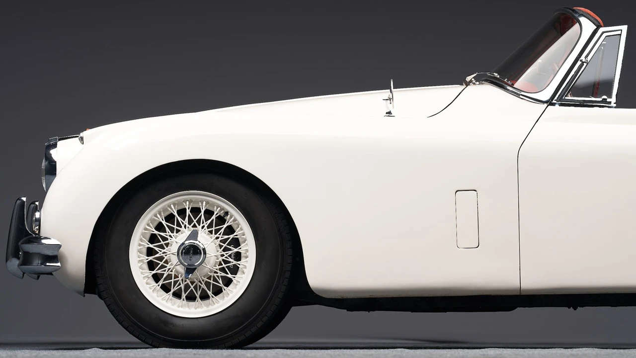 1960 Jaguar XK150 DHC Drophead - Image 19 of 31