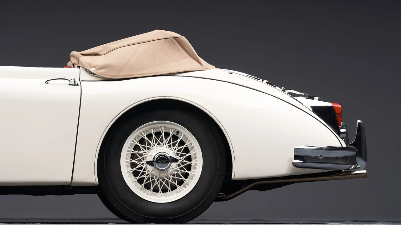 1960 Jaguar XK150 DHC Drophead - Image 20 of 31