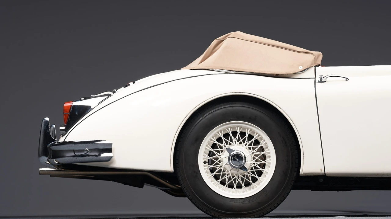 1960 Jaguar XK150 DHC Drophead - Image 21 of 31