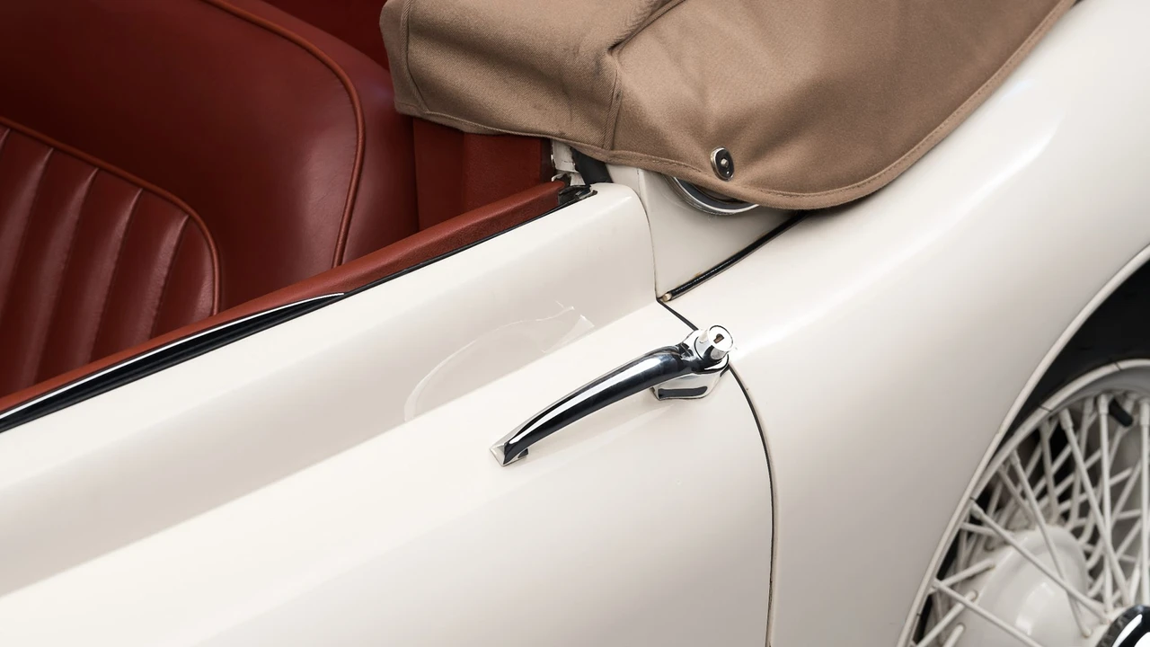 1960 Jaguar XK150 DHC Drophead - Image 30 of 31