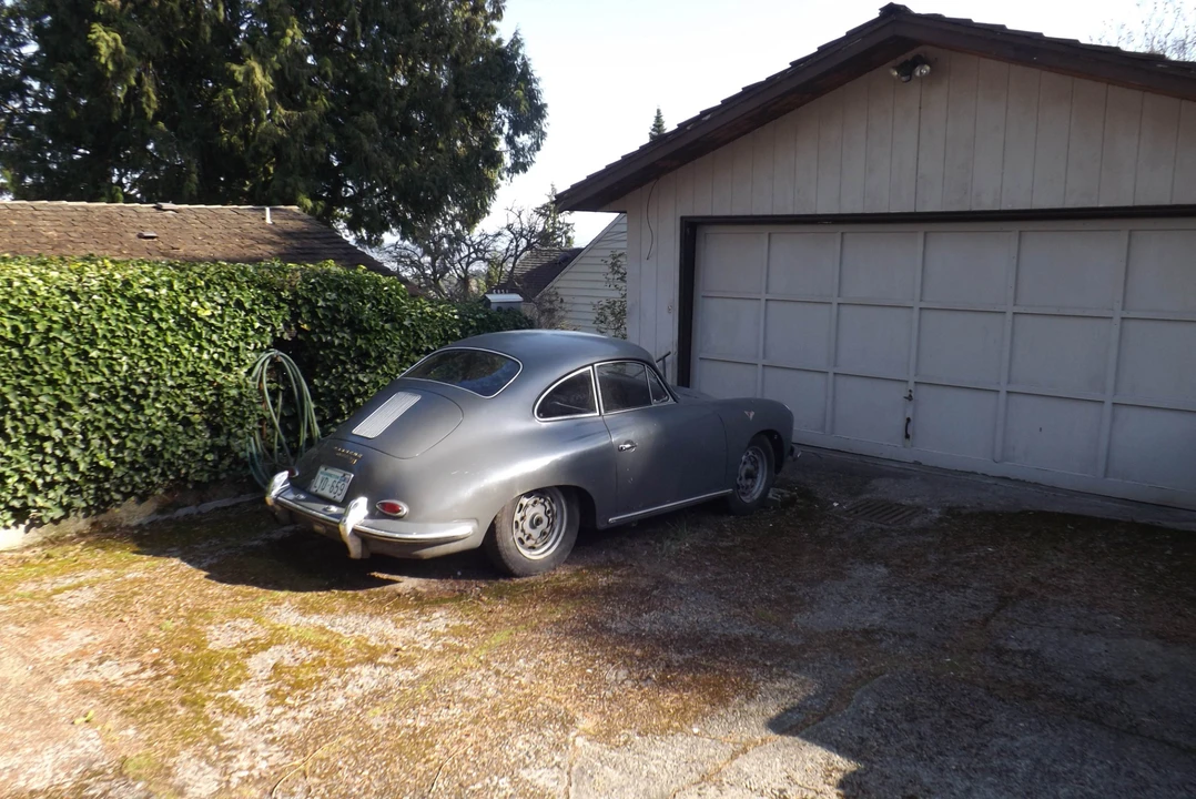 1961 Porsche 356 B - Image 4 of 31
