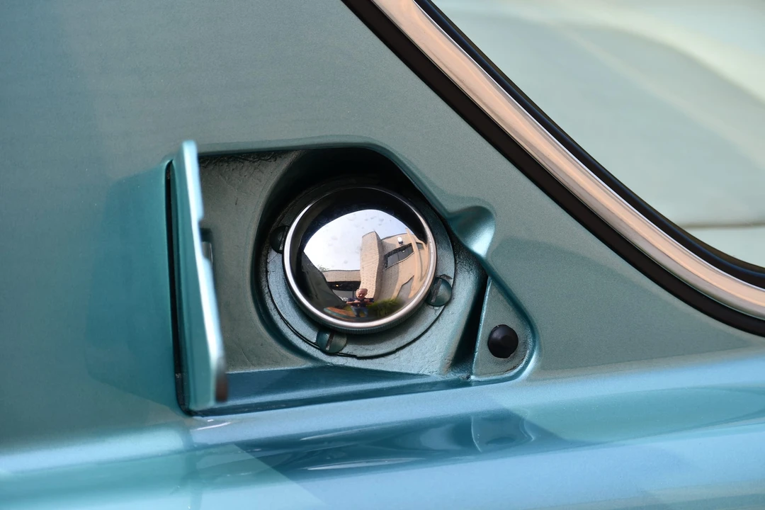 1963 Studebaker Avanti - Image 19 of 31