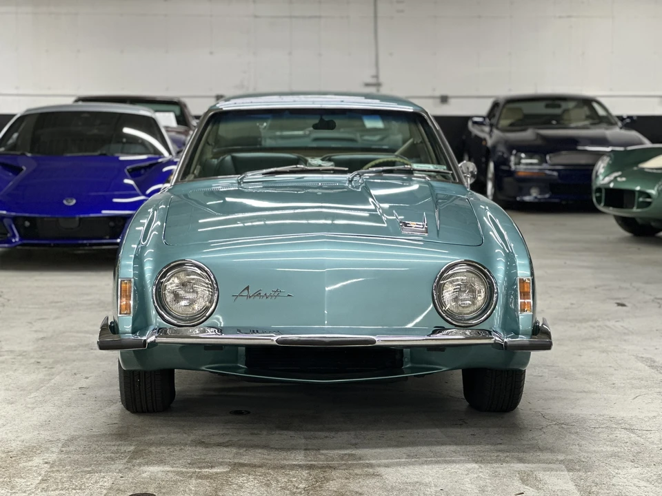 1963 Studebaker Avanti - Image 8 of 31