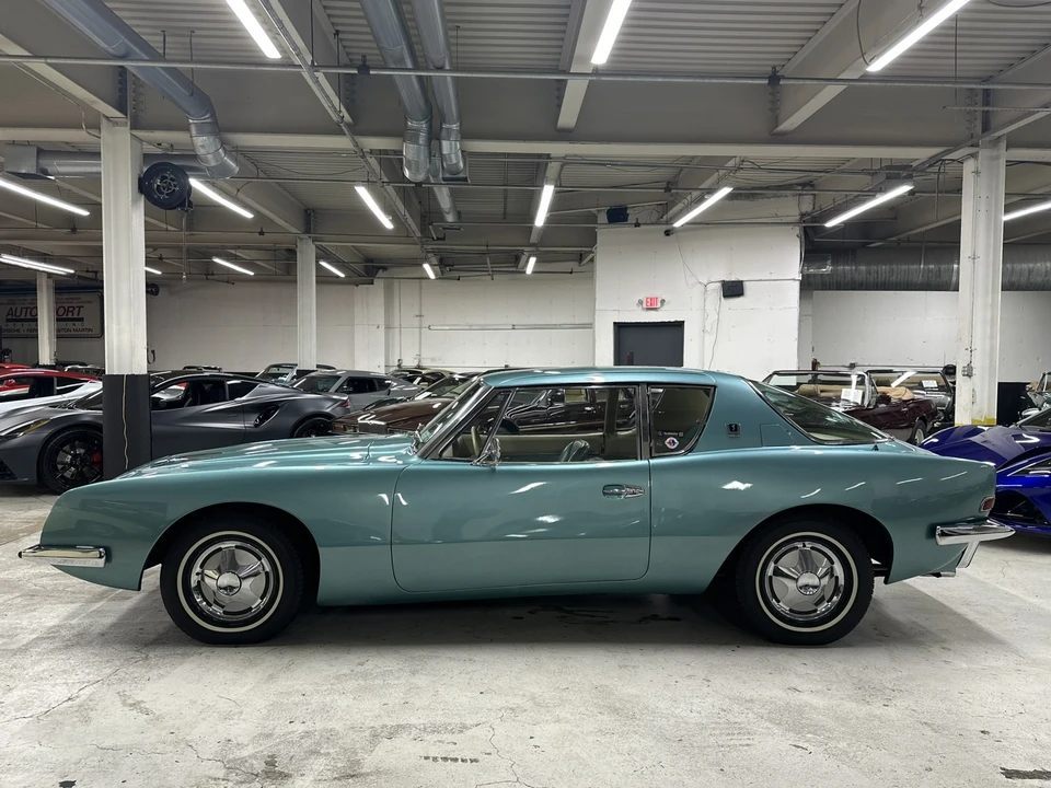 1963 Studebaker Avanti - Image 3 of 31