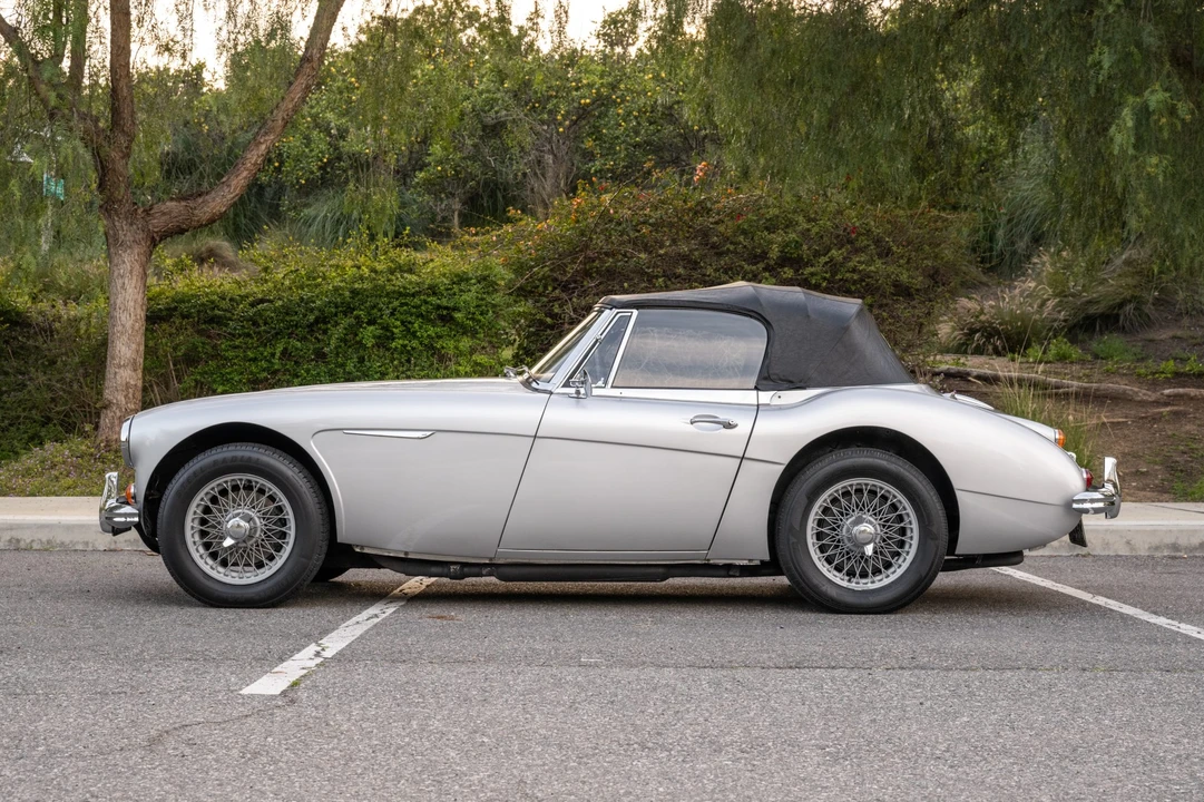 1966 Austin-Healey 3000 Mark III - Image 7 of 31