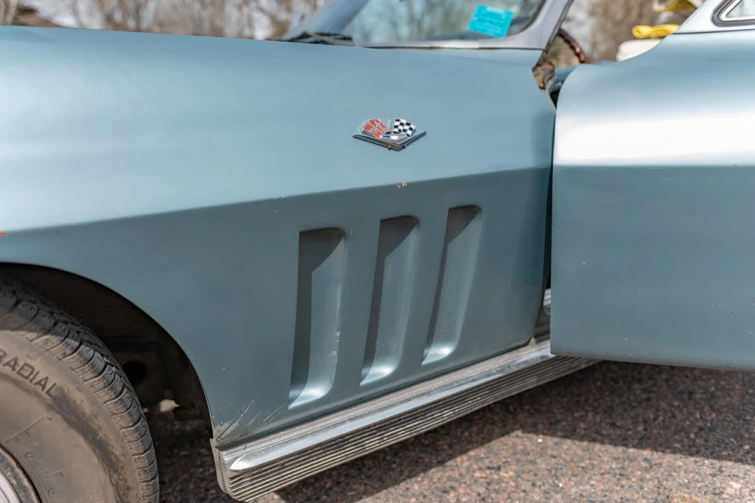 1966 Chevrolet Corvette C2 - Image 13 of 31