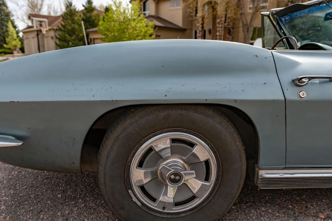 1966 Chevrolet Corvette C2 - Image 19 of 31