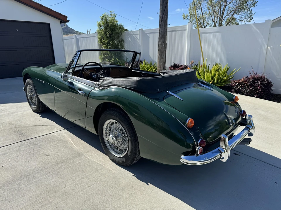 1967 Austin-Healey 3000 Mark III - Image 15 of 31