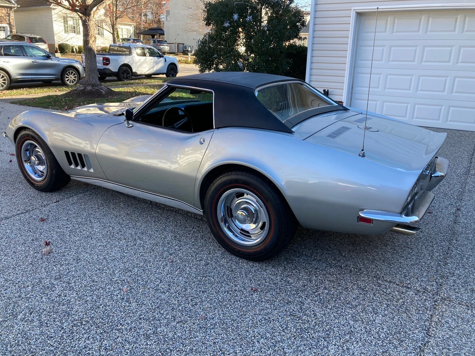 1968 Chevrolet Corvette C3 - Image 16 of 31