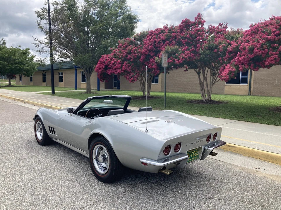 1968 Chevrolet Corvette C3 - Image 10 of 31