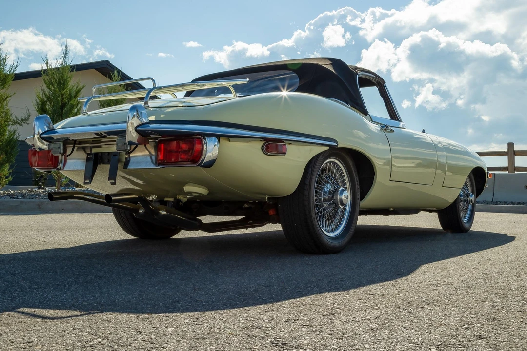 1969 Jaguar E-Type Series 2 - Image 17 of 31