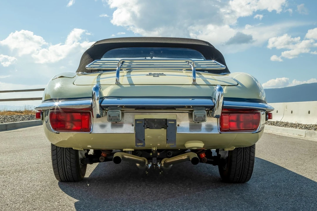 1969 Jaguar E-Type Series 2 - Image 19 of 31