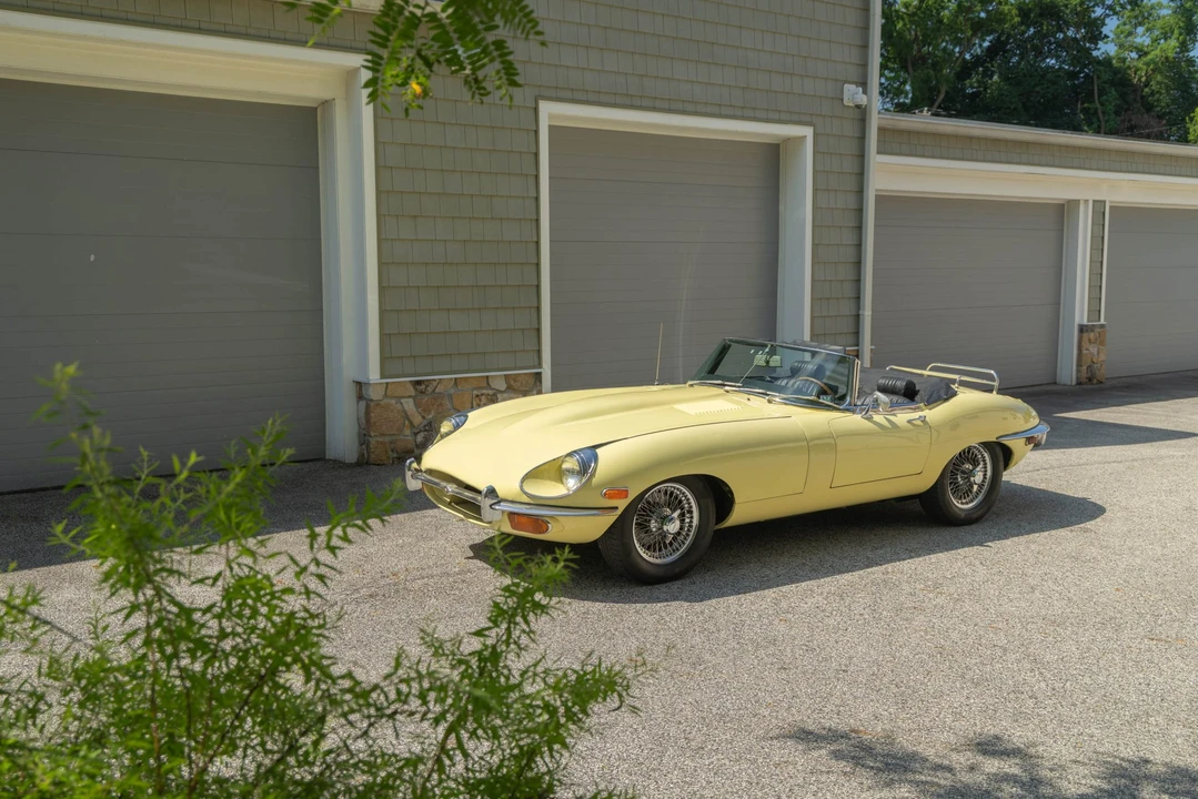 1969 Jaguar E-Type Series 2 - Image 2 of 31