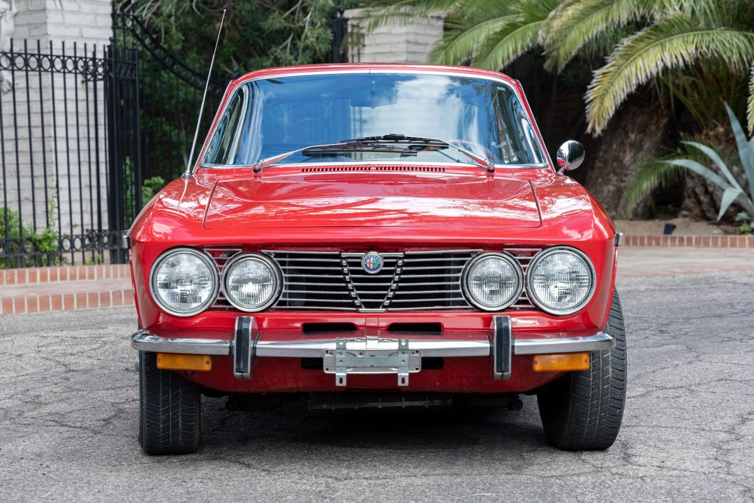 1973 Alfa Romeo 2000 GT Veloce - Image 2 of 31