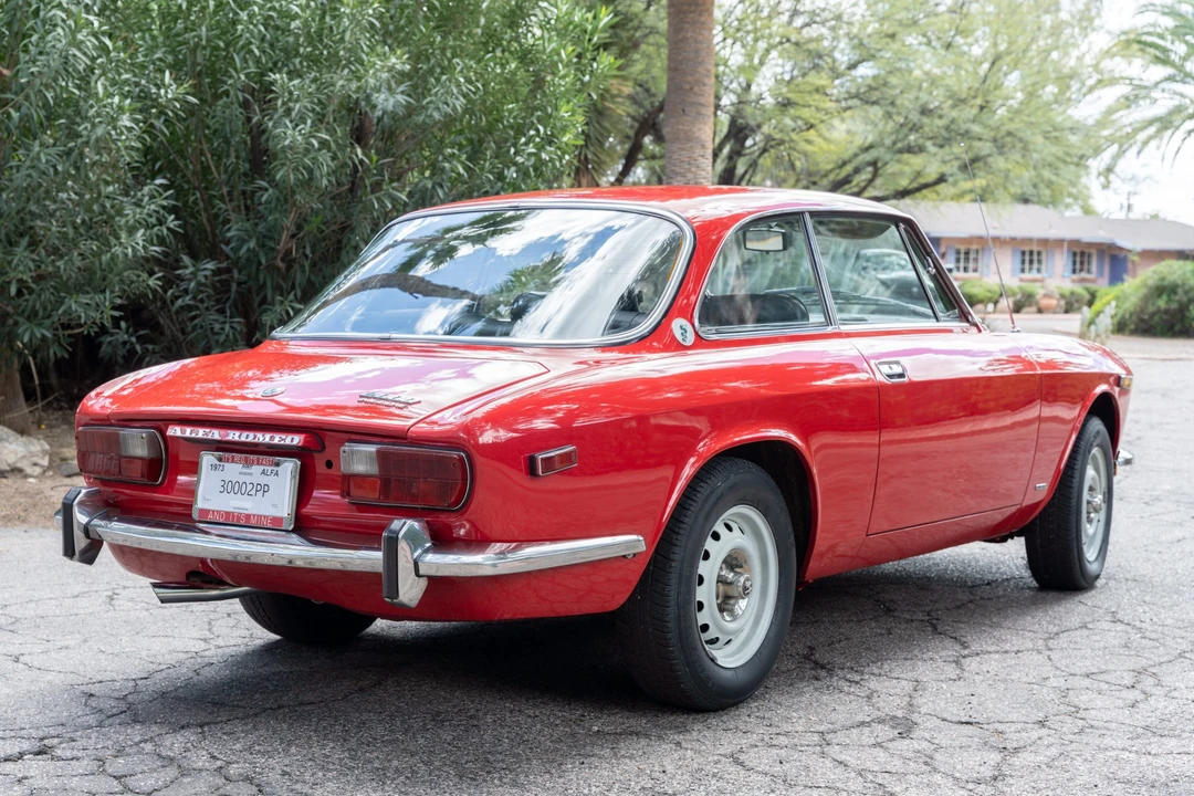 1973 Alfa Romeo 2000 GT Veloce - Image 5 of 31