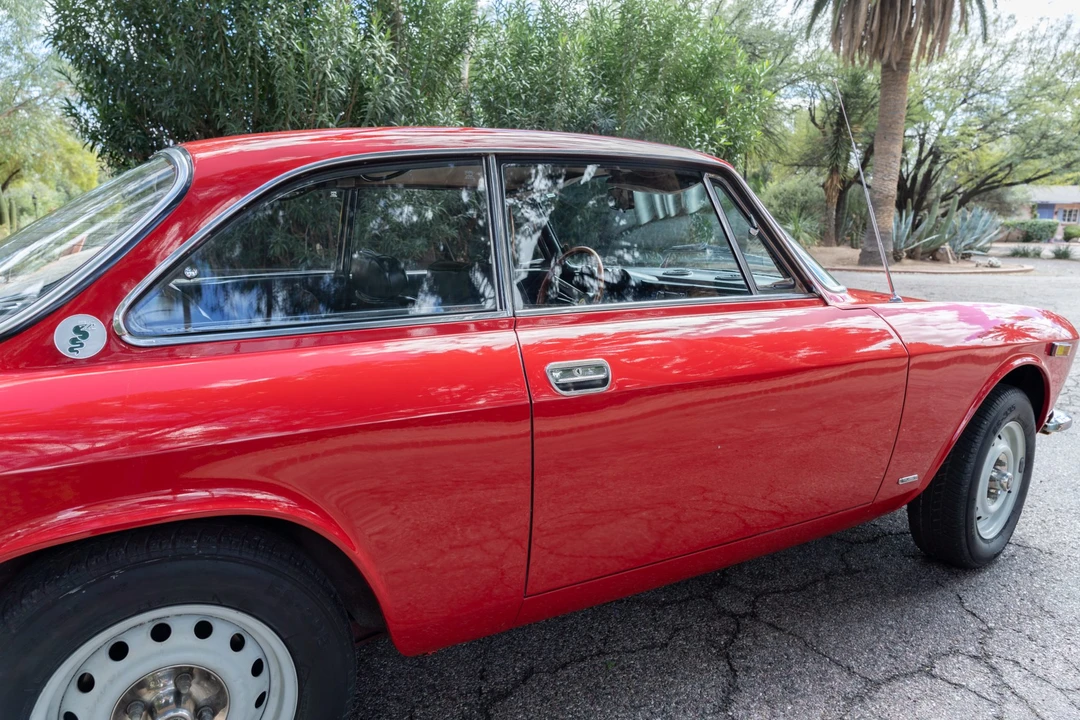 1973 Alfa Romeo 2000 GT Veloce - Image 28 of 31