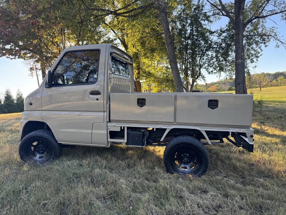 1999 Mitsubishi Minicab 6th Gen - Image 9 of 31