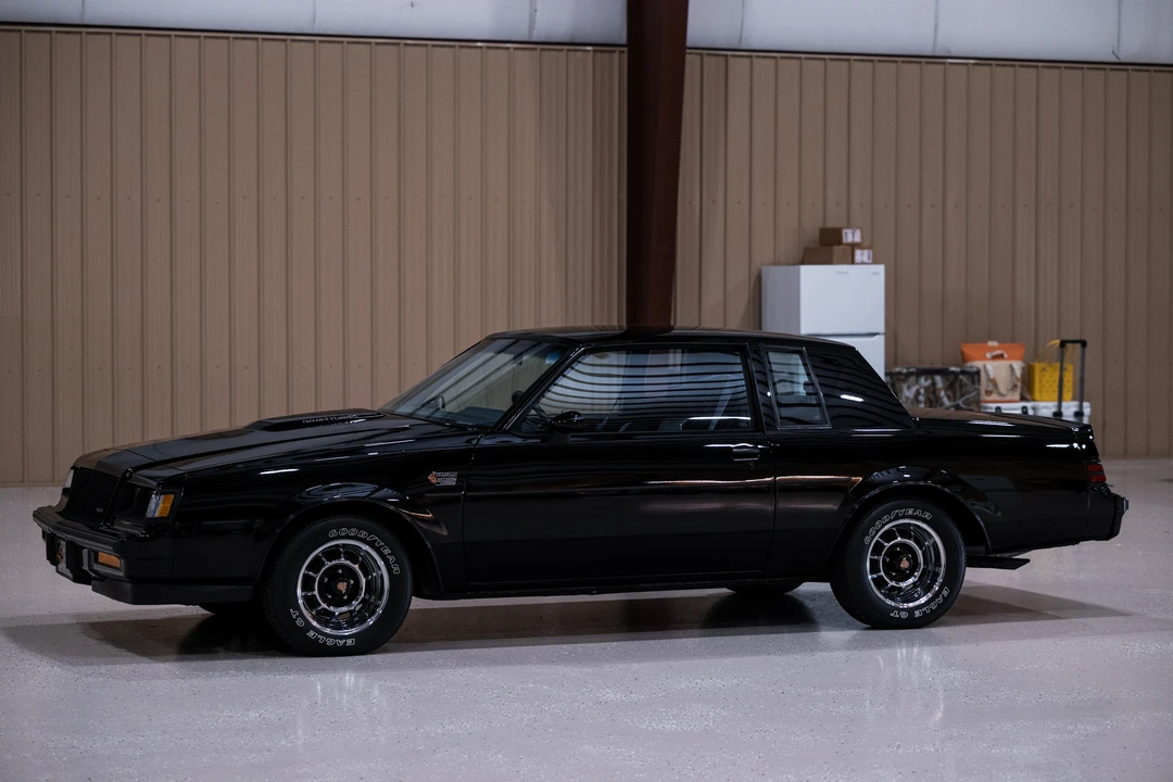 1987 Buick Grand National - Image 28 of 31