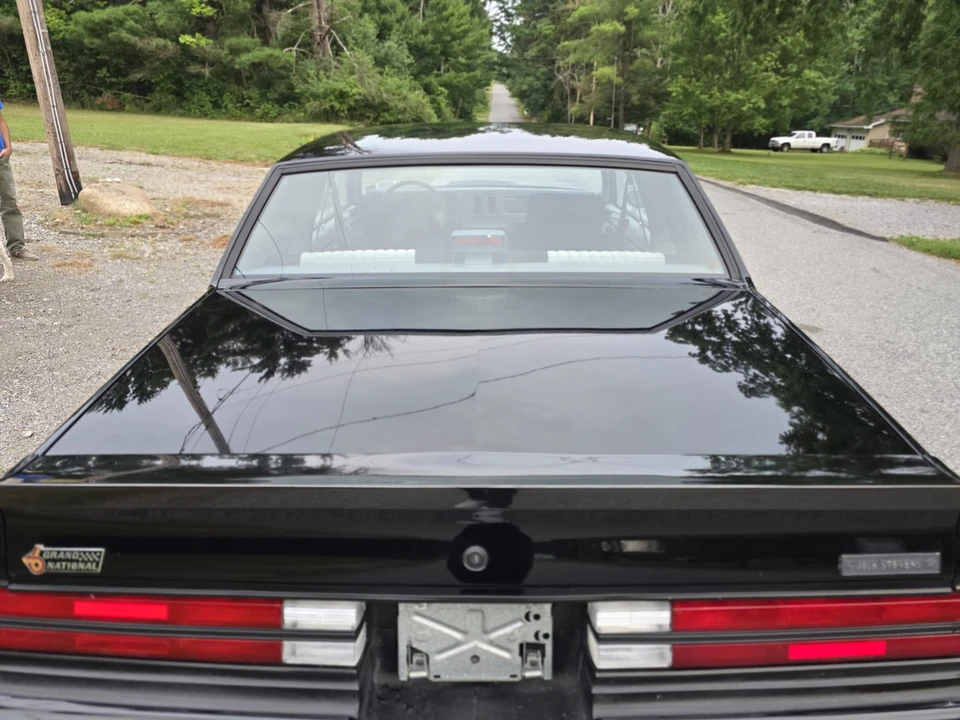 1987 Buick Grand National - Image 25 of 31