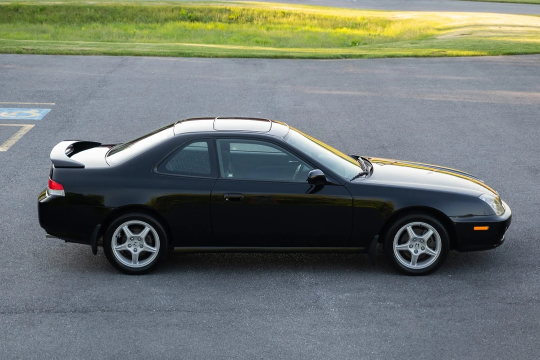 2001 Honda Prelude 5th Gen - Image 11 of 31