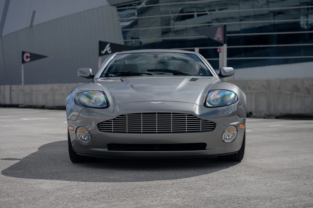 2002 Aston Martin Vanquish 1st Gen - Image 17 of 31