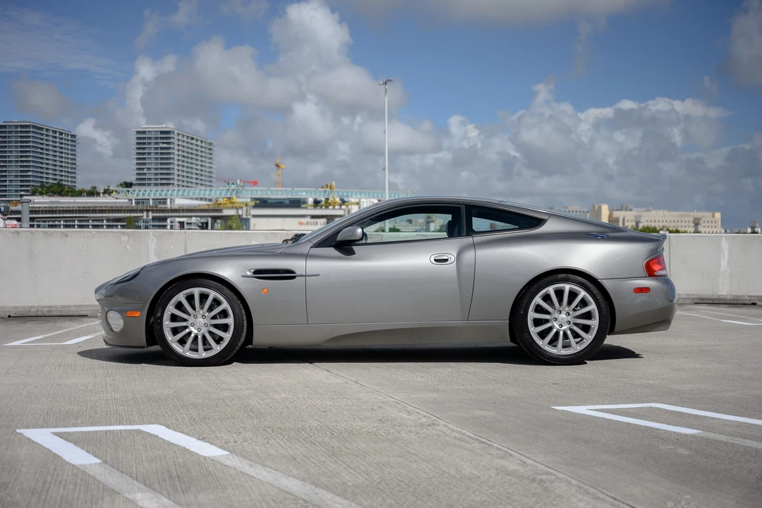 2002 Aston Martin Vanquish 1st Gen - Image 3 of 31