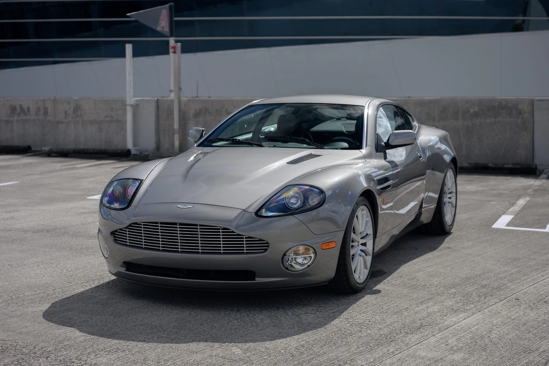 2002 Aston Martin Vanquish 1st Gen - Image 31 of 31
