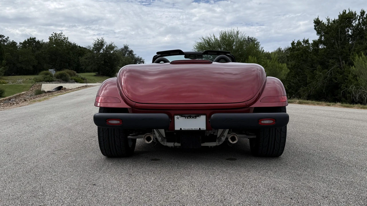 2002 Plymouth Prowler - Image 9 of 31