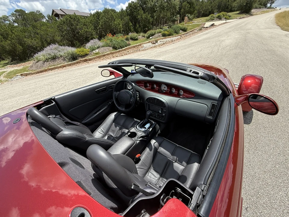 2002 Plymouth Prowler - Image 28 of 31