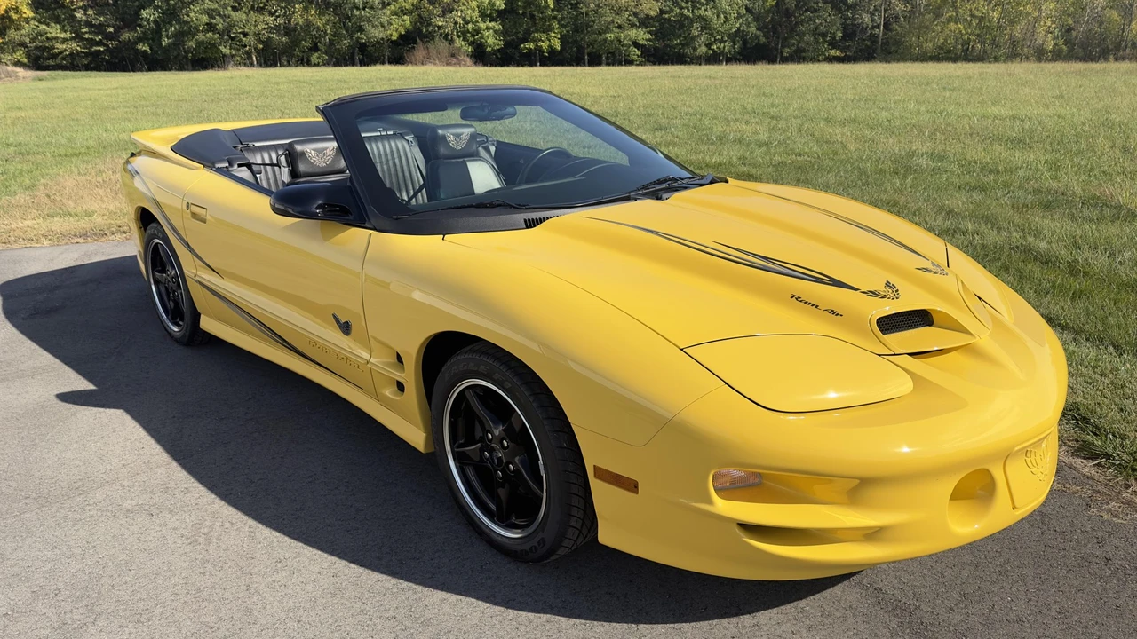 2002 Pontiac Firebird Trans Am 4th Gen - Image 4 of 31