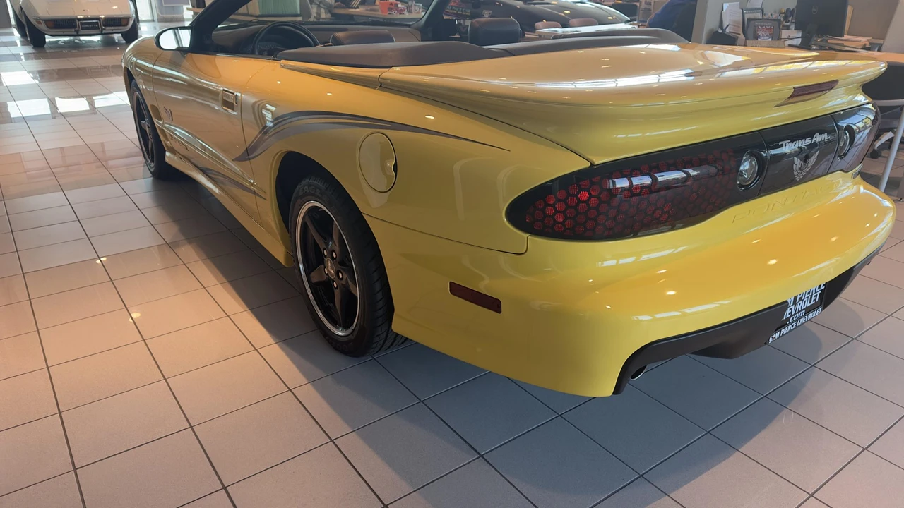 2002 Pontiac Firebird Trans Am 4th Gen - Image 18 of 31