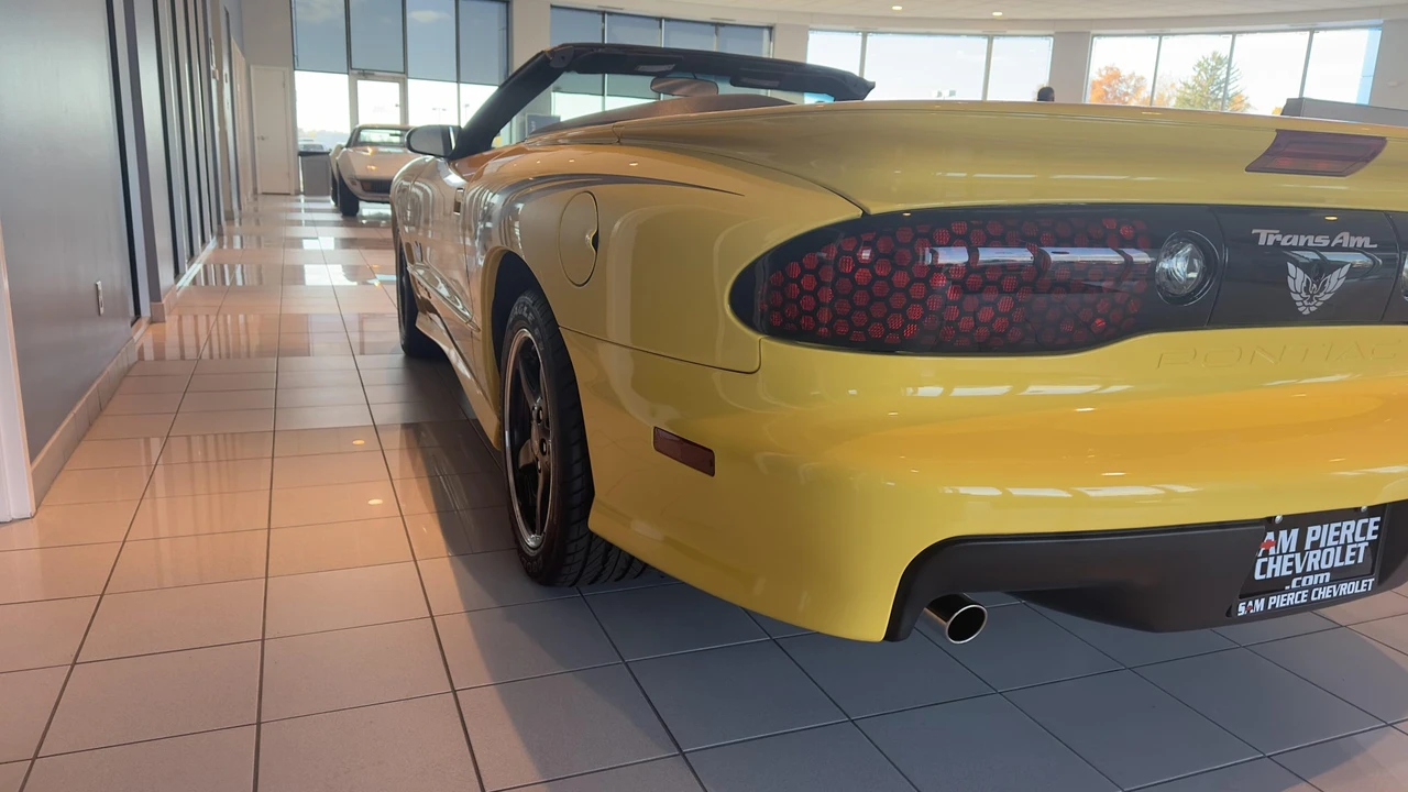 2002 Pontiac Firebird Trans Am 4th Gen - Image 19 of 31