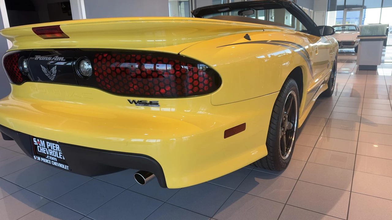 2002 Pontiac Firebird Trans Am 4th Gen - Image 21 of 31