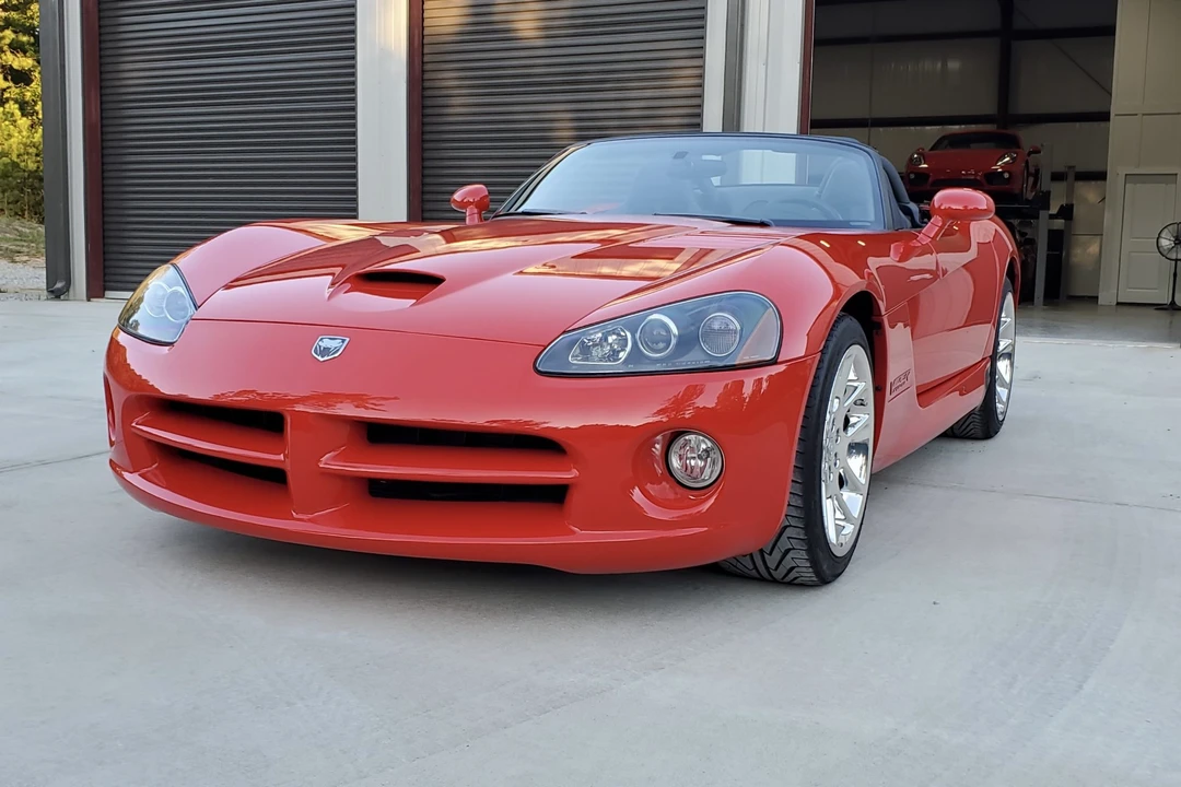 2003 Dodge Viper 3rd Gen - Image 16 of 31