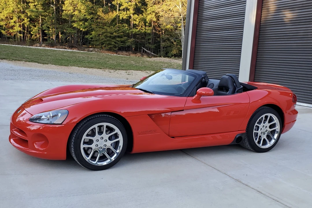 2003 Dodge Viper 3rd Gen - Image 5 of 31