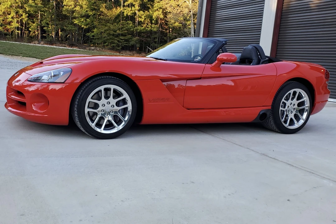 2003 Dodge Viper 3rd Gen - Image 17 of 31