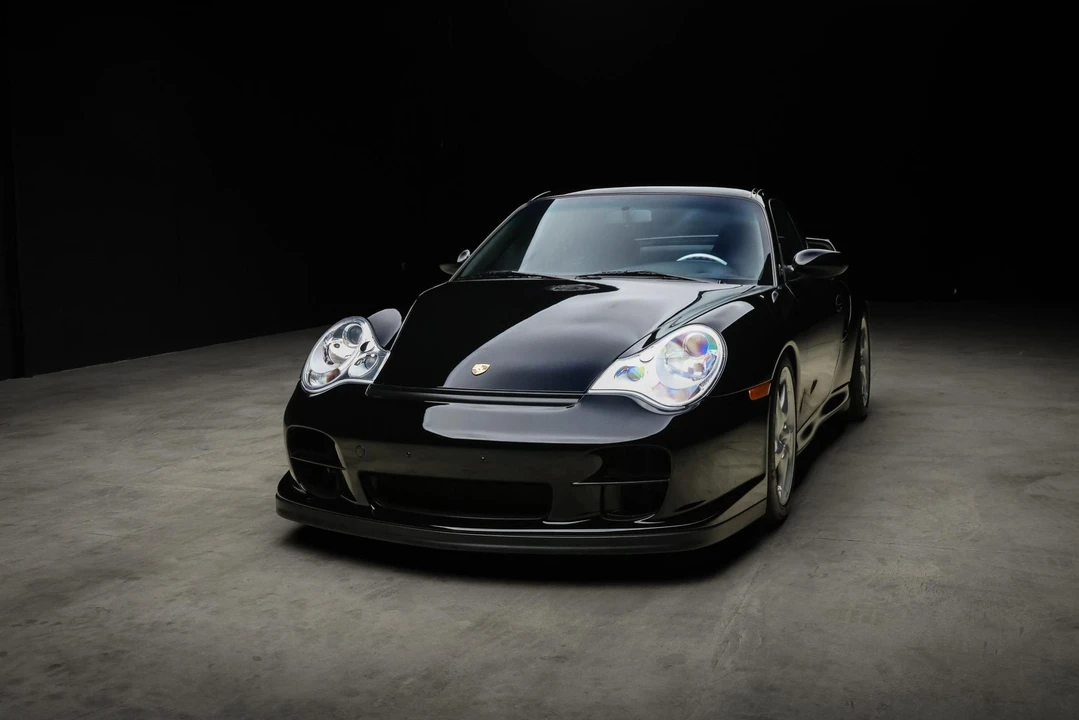 2003 Porsche 996 GT2 - Image 2 of 31