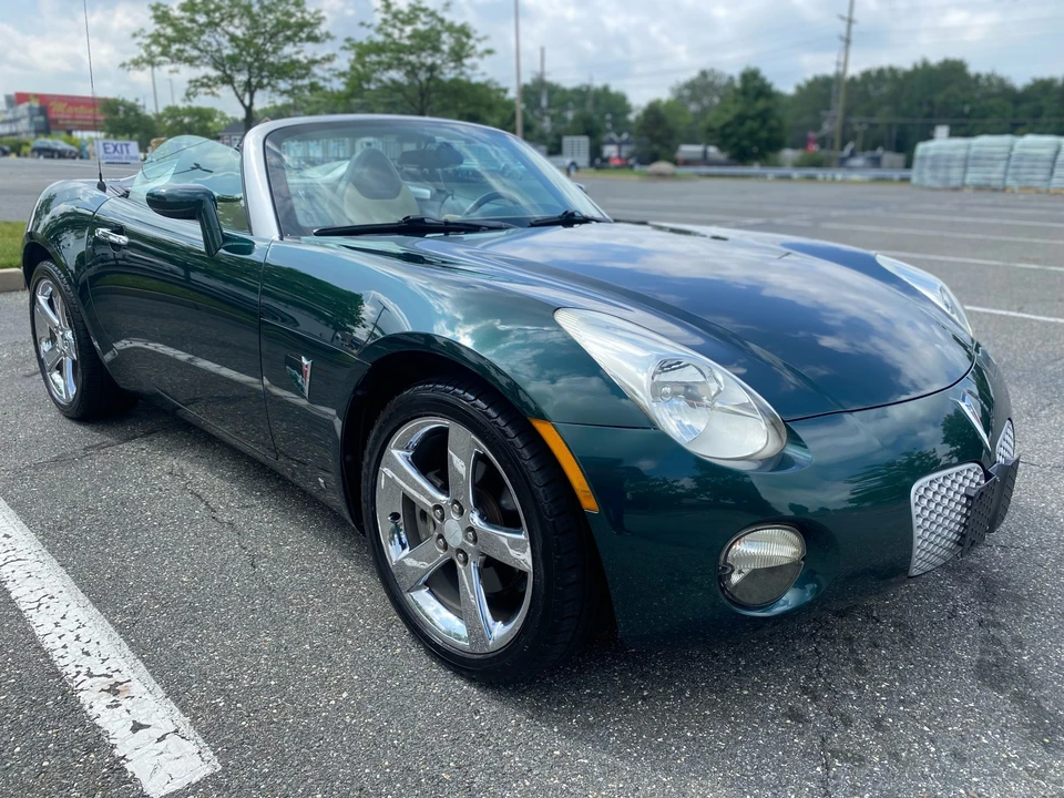 2006 Pontiac Solstice - Image 16 of 31