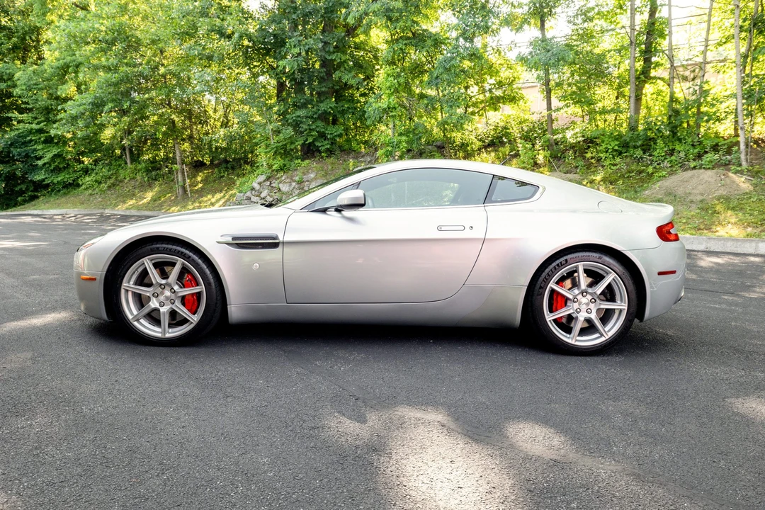 2007 Aston Martin V8 Vantage (2006-2017) - Image 9 of 31