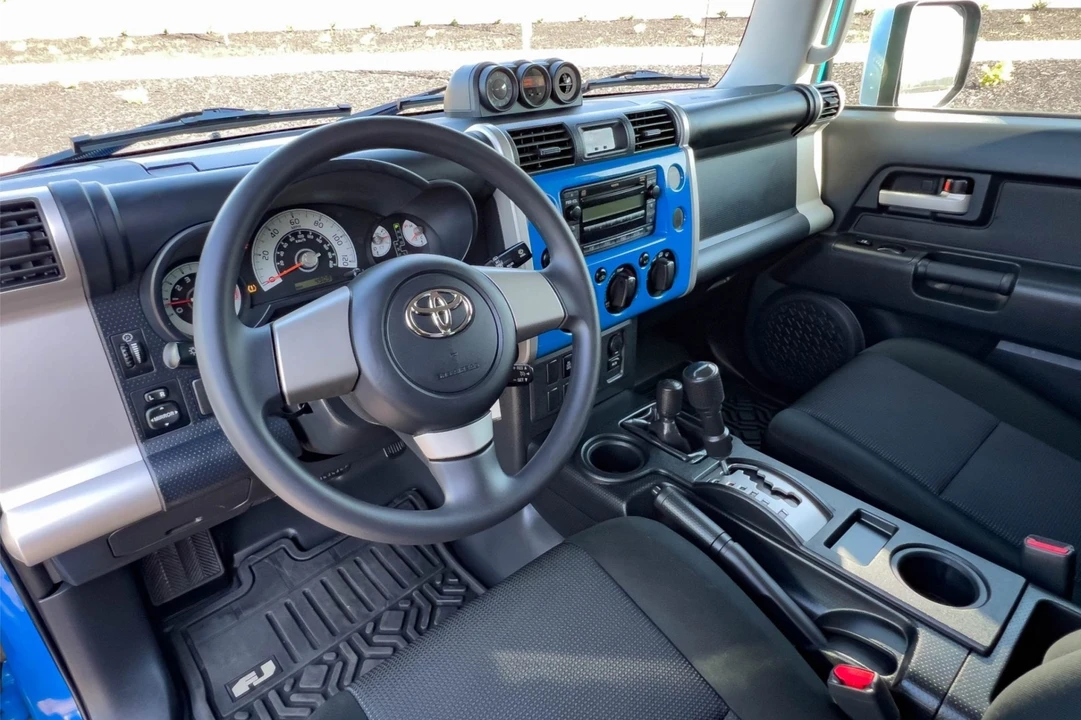 2008 Toyota FJ Cruiser - Image 5 of 7