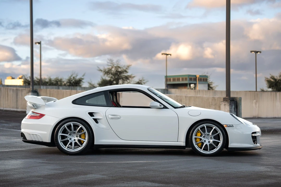 2009 Porsche 997 GT2 - Image 9 of 31